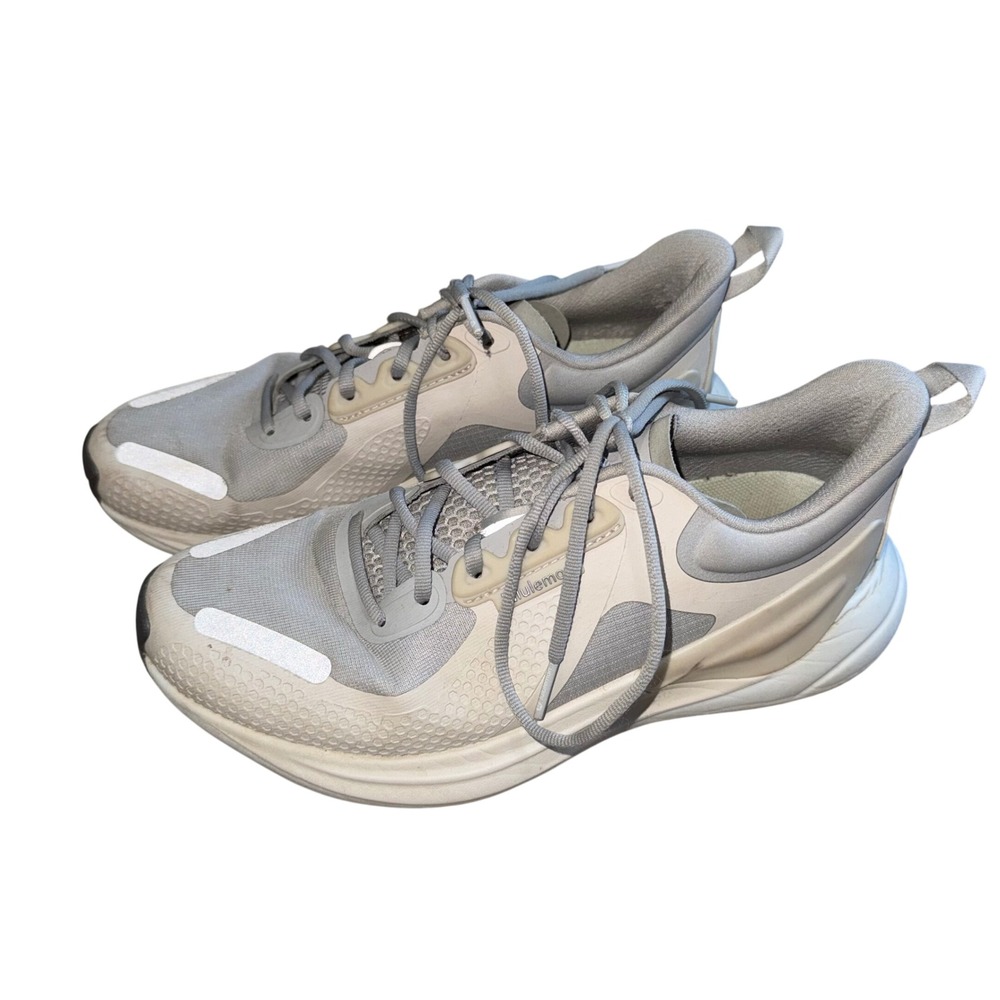 Lululemon Blissfeel Trail Running Shoes Women 7 Silver Drop Vapor Good LW9EPZS
